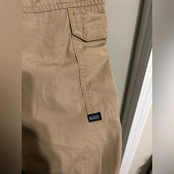 5.11 tactical series utility work pants size 42x30 - Picture 5 of 7